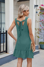 Robe Courte Sans Manches à Dos Noué Volants Évasée