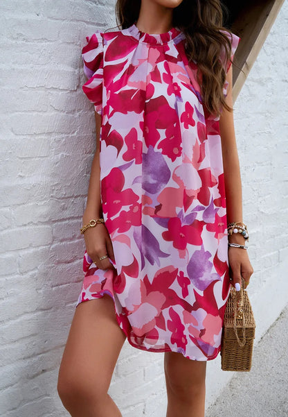 Robe Courte Fleurie Rose à Col Montant Manches Volantées