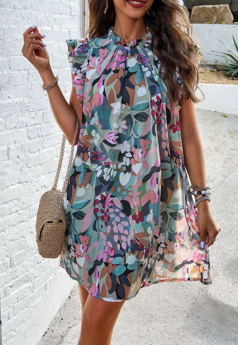 Robe Courte Fleurie Rose à Col Montant Manches Volantées