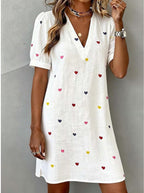 Robe Brodée à Col V Manches Courtes Bouffantes